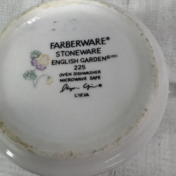 Farberware ENGLISH GARDEN Pink Blue Floral Rim Stoneware 8 oz Flat Cups Set of 4 - Picture 9 of 16